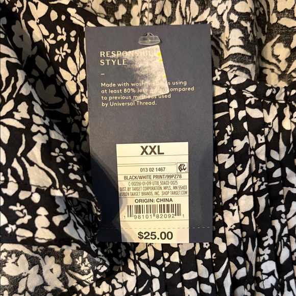 Women’s Universal Threads 2XL BNWT Top - Picture 3 of 6